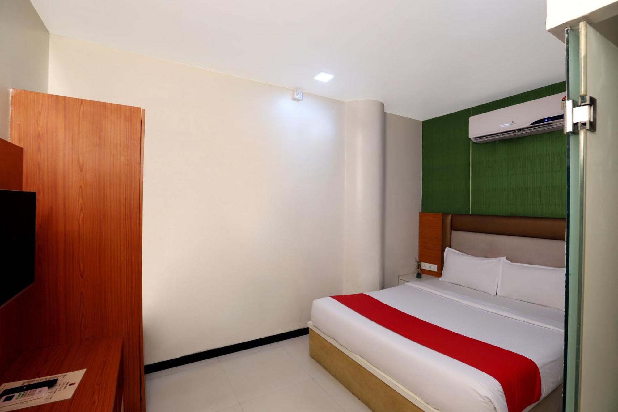 Hotel Elite Continental- Near Mumbai International Airport Andheri East Exteriör bild