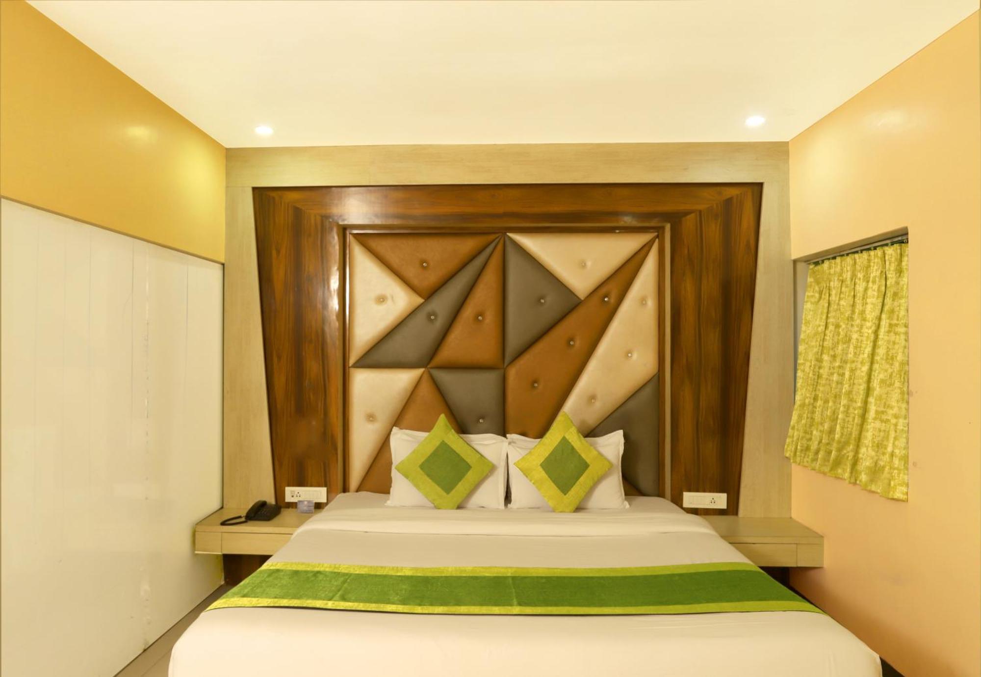 Hotel Elite Continental- Near Mumbai International Airport Andheri East Exteriör bild